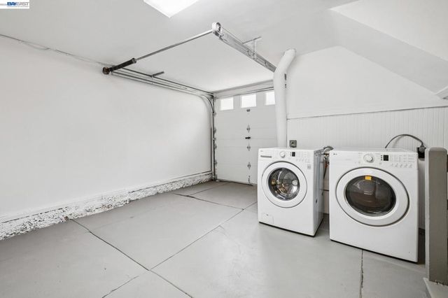 1827 Santa Clara Ave, Alameda, CA 94501
