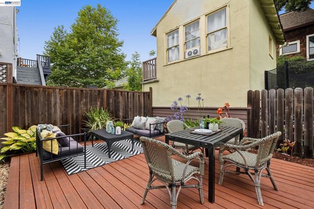 1827 Santa Clara Ave, Alameda, CA 94501