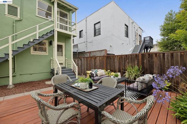 1827 Santa Clara Ave, Alameda, CA 94501