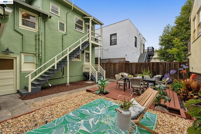 1827 Santa Clara Ave, Alameda, CA 94501