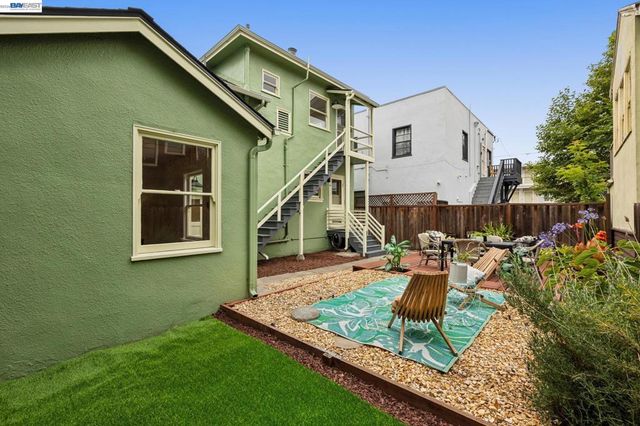 1827 Santa Clara Ave, Alameda, CA 94501
