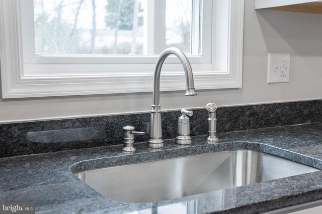 11332 COX MILL RD, Gordonsville, VA 22942