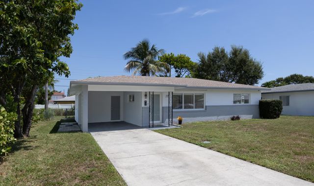 215 Evergreen Drive, West Palm Beach, FL 33403