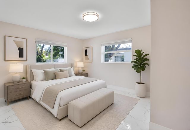 215 Evergreen Drive, West Palm Beach, FL 33403