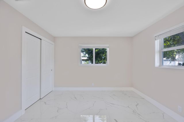 215 Evergreen Drive, West Palm Beach, FL 33403