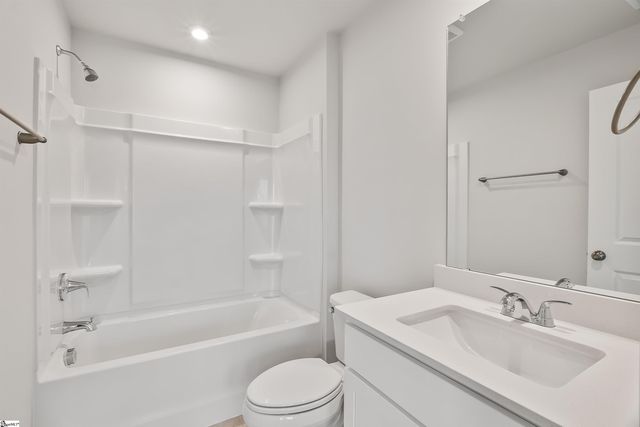 22 Broad River Way, Greenville, SC 29607