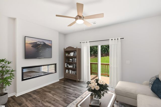 22 Broad River Way, Greenville, SC 29607
