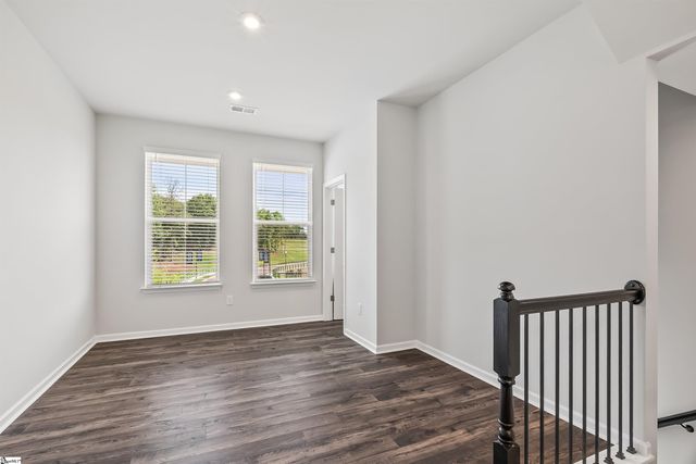 22 Broad River Way, Greenville, SC 29607