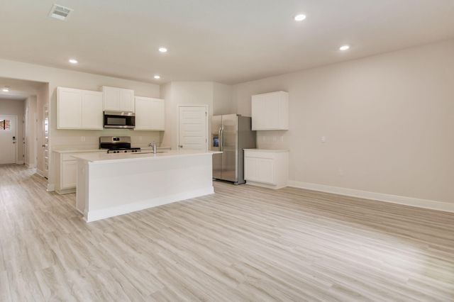 8665 Phillippi Street, Milton, FL 32583