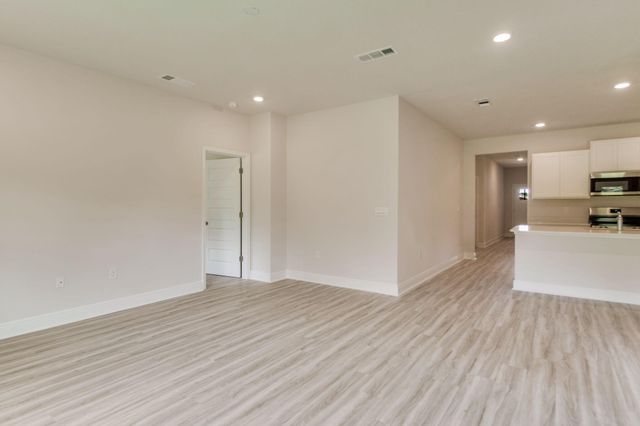 8665 Phillippi Street, Milton, FL 32583