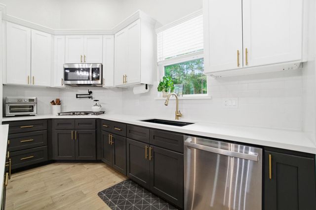 7752 Pony Court, Waller, TX 77484