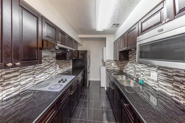 9323 Pagewood Lane, Houston, TX 77063