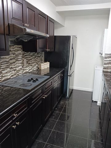9323 Pagewood Lane, Houston, TX 77063