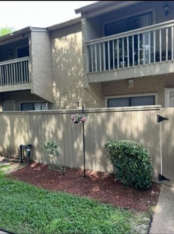 9323 Pagewood Lane, Houston, TX 77063