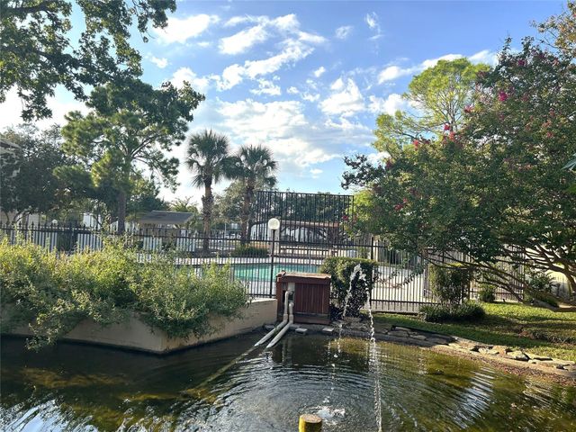 9323 Pagewood Lane, Houston, TX 77063