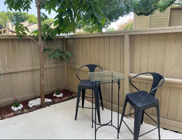 9323 Pagewood Lane, Houston, TX 77063