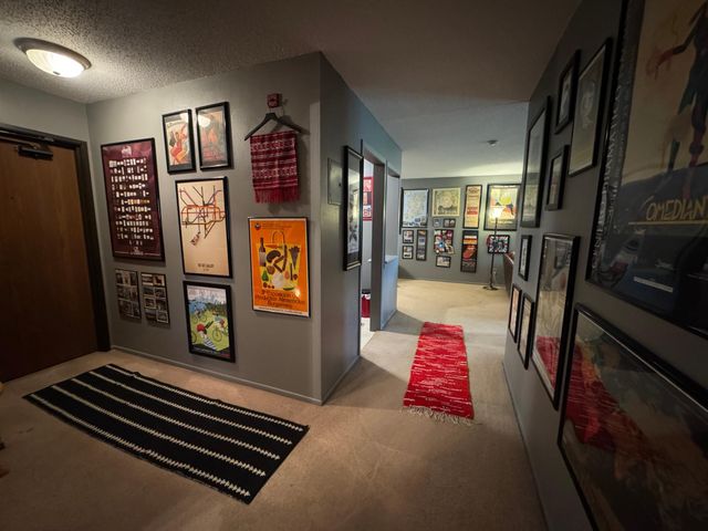 1800 Riverwood Drive 323, Burnsville, MN 55337