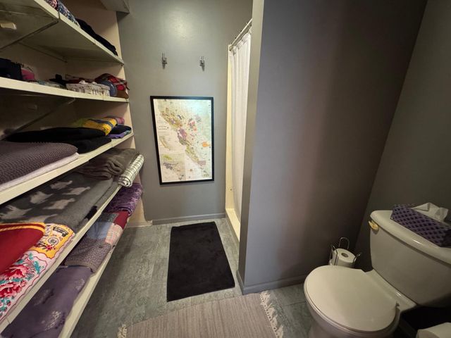 1800 Riverwood Drive 323, Burnsville, MN 55337