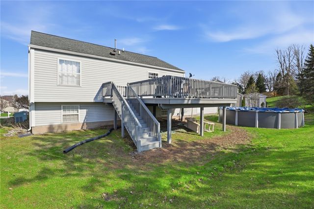 562 Crows Nest Lane, Walworth, NY 14502