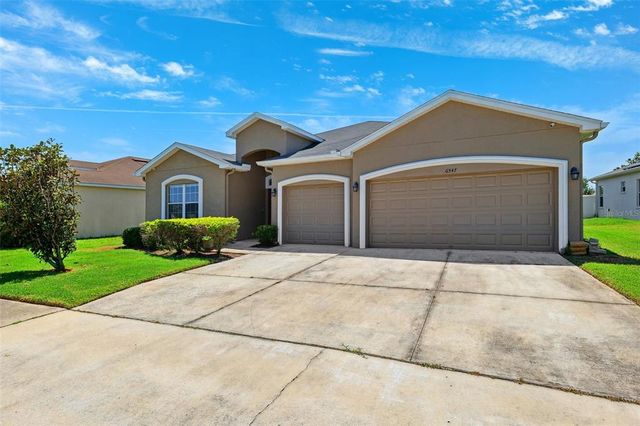 6547 CASTLE GREEN PLACE, Zephyrhills, FL 33541