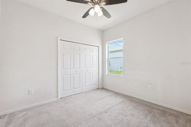 6547 CASTLE GREEN PLACE, Zephyrhills, FL 33541