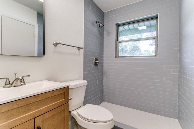 1203 Aransas Drive, Euless, TX 76039