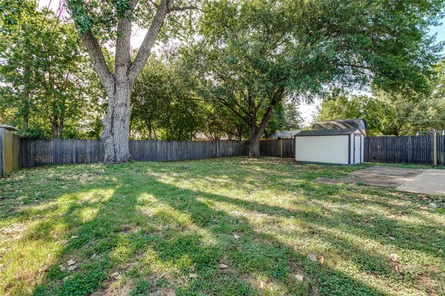 1203 Aransas Drive, Euless, TX 76039