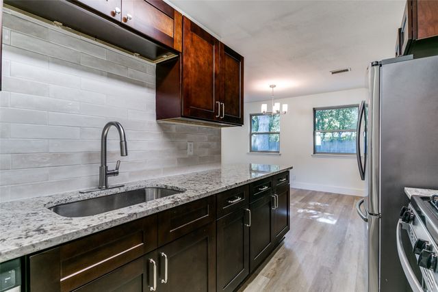 1203 Aransas Drive, Euless, TX 76039