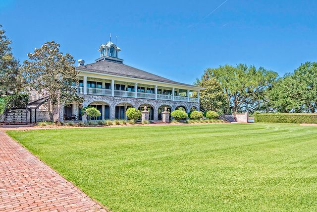 3125 Sturbridge Road, Mount Pleasant, SC 29466