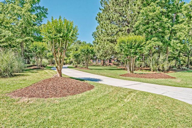 3125 Sturbridge Road, Mount Pleasant, SC 29466