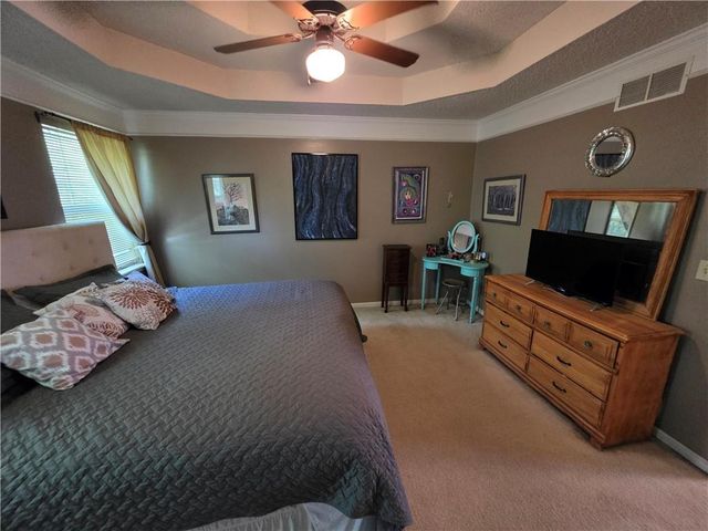 906 Rome Court, Belton, MO 64012
