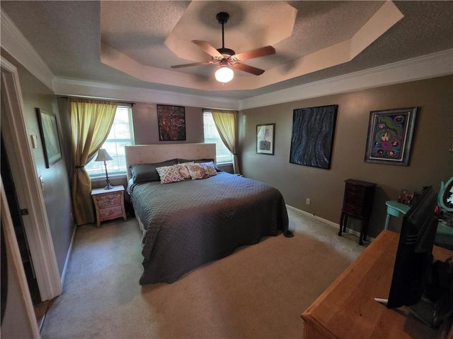 906 Rome Court, Belton, MO 64012