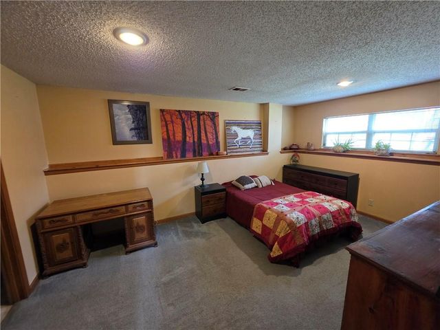 906 Rome Court, Belton, MO 64012