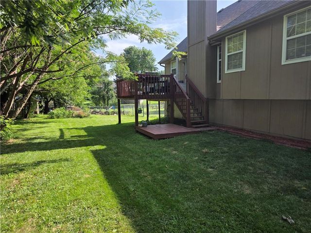 906 Rome Court, Belton, MO 64012