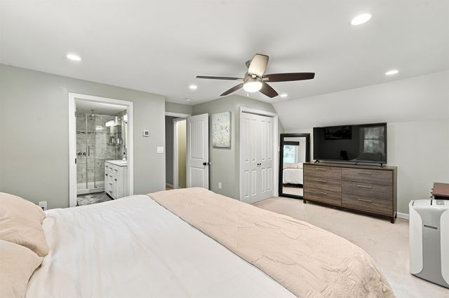 47 Kienia Road, Hudson, NH 03051