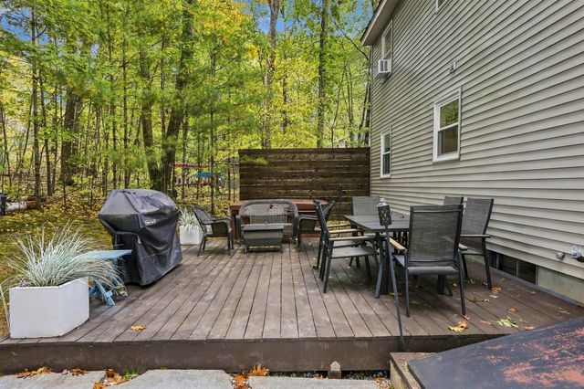 47 Kienia Road, Hudson, NH 03051