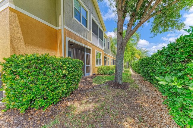 7906 MOONSTONE DRIVE 4-106, Sarasota, FL 34233