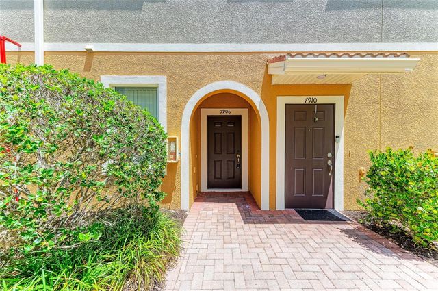 7906 MOONSTONE DRIVE 4-106, Sarasota, FL 34233