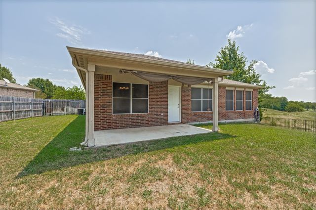 15985 Avenel Way, Fort Worth, TX 76177