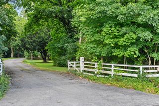 31 Factory Pond Road, Locust Valley, NY 11560