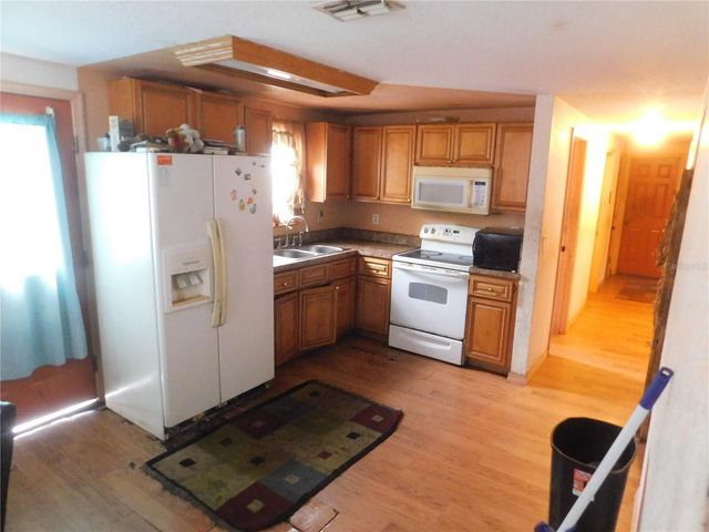 705 W ALFRED STREET, Tavares, FL 32778