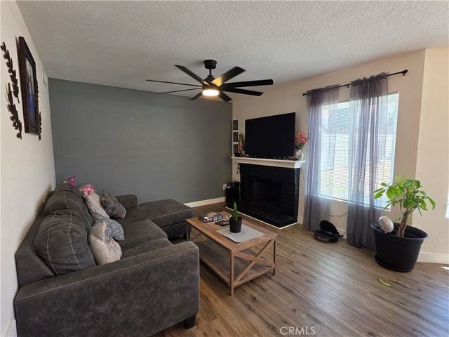 1948 Spanish Broom, Palmdale, CA 93550