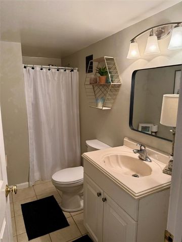 123 Shadow wood Bend, St Simons Island, GA 31522