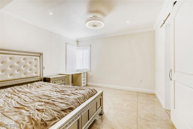 1450 Comstock Drive, Las Vegas, NV 89106