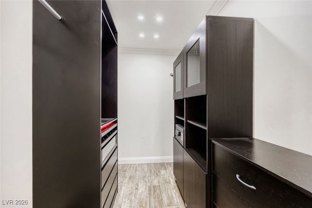 1450 Comstock Drive, Las Vegas, NV 89106