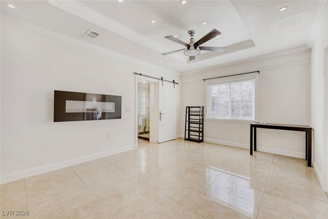 1450 Comstock Drive, Las Vegas, NV 89106