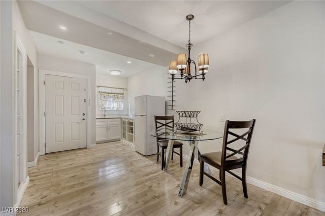 1450 Comstock Drive, Las Vegas, NV 89106