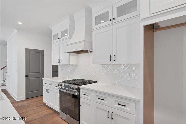 142 Parkwood Court, West End, NC 27376