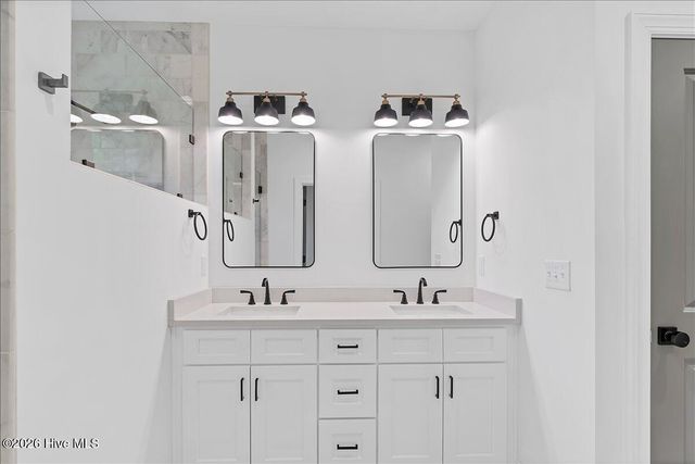 142 Parkwood Court, West End, NC 27376