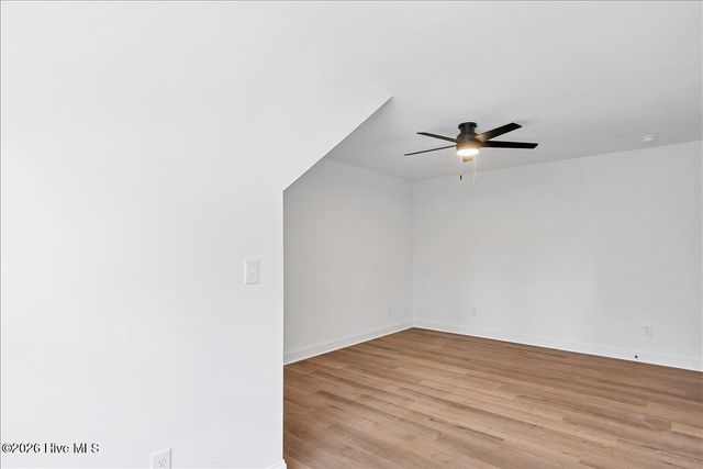 142 Parkwood Court, West End, NC 27376